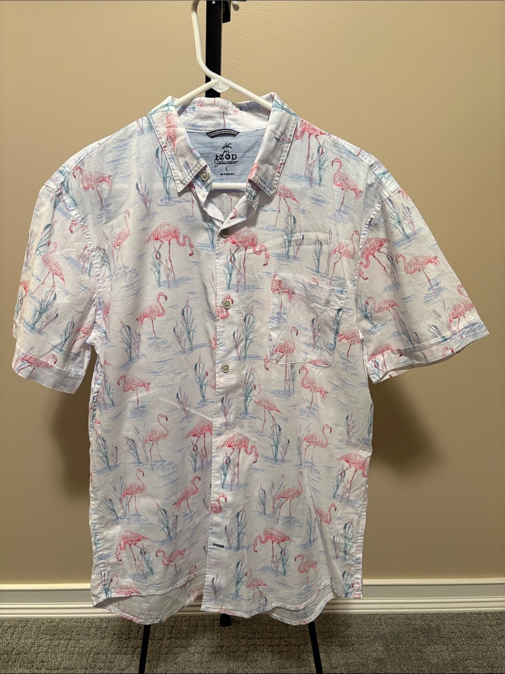 Izod Mens White Short-Sleeve Button-Down Shirt with Pink Flamingo Print